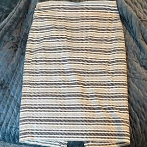 Ann Taylor Textured Stripe Pencil Skirt | Size 10 | Workwear Classic